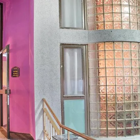 住宿加早餐酒店 Tash 3*