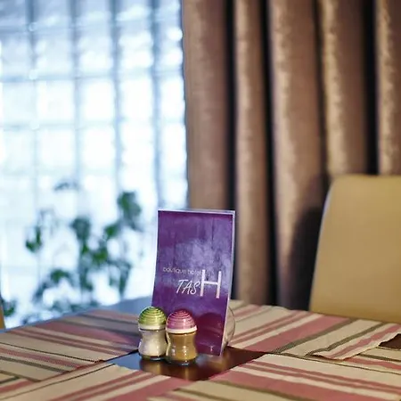Tash Bed & Breakfast 3*
