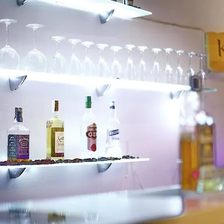 住宿加早餐酒店 Tash 3*